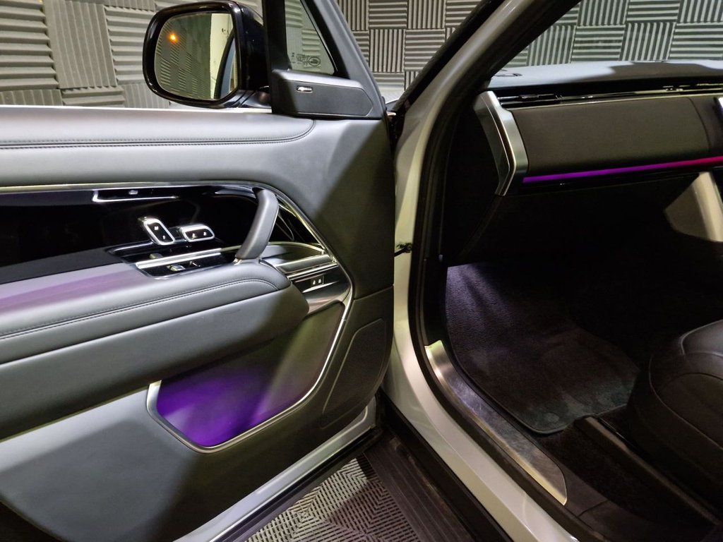 Used Land Rover Range Rover 2023 for sale - 76417340: Photo 11