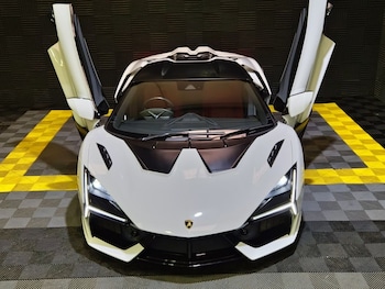 Used Lamborghini Revuelto 2024 for sale - 75765033: Photo