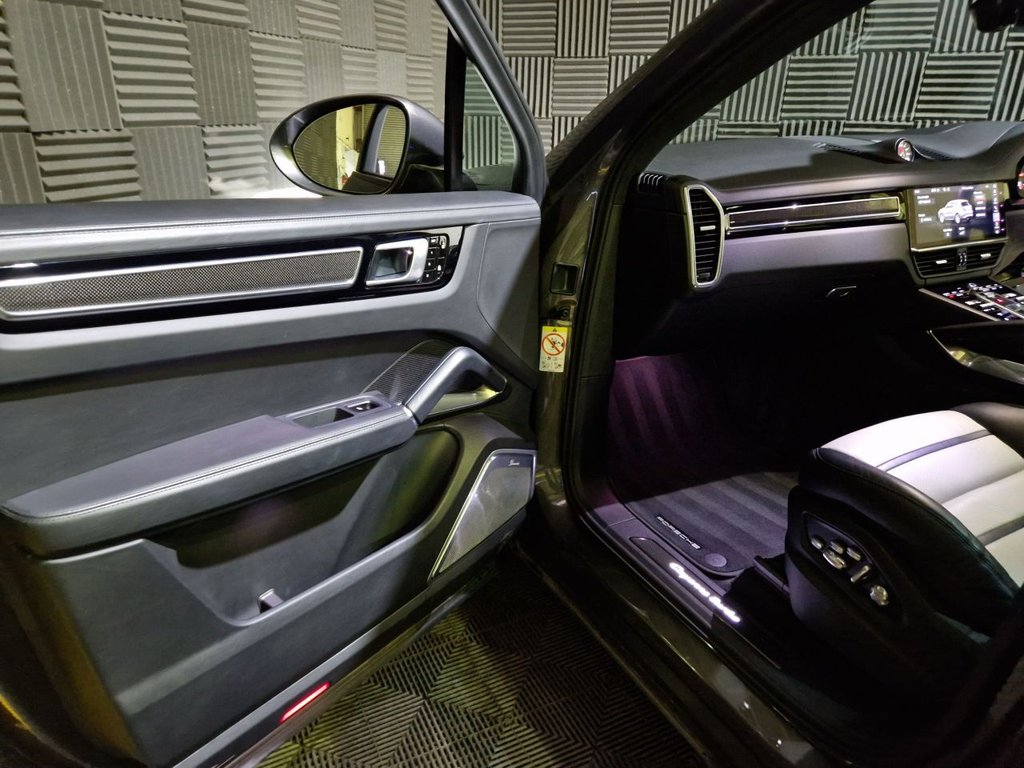 Used Porsche Cayenne 2020 for sale - 76454764: Photo 11