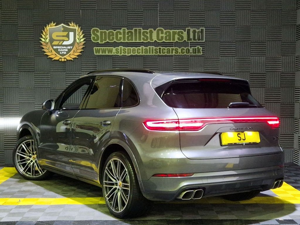 Used Porsche Cayenne 2020 for sale - 76454764: Photo 12