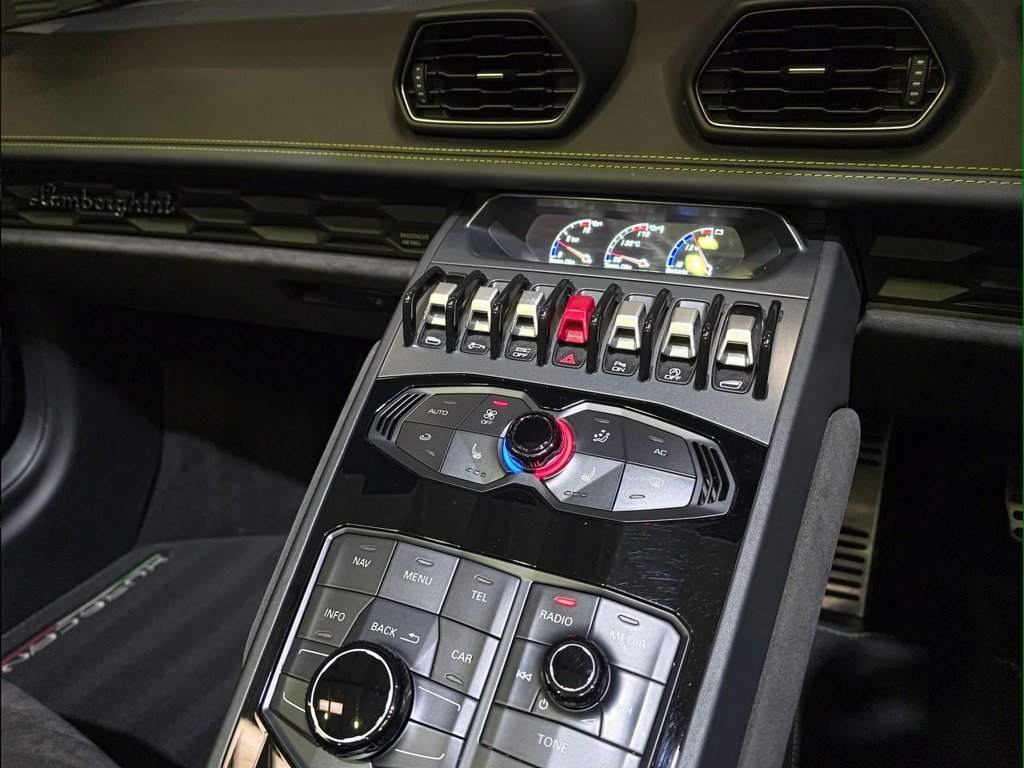 Used Lamborghini Huracan 2016 for sale - 77780038: Photo 10