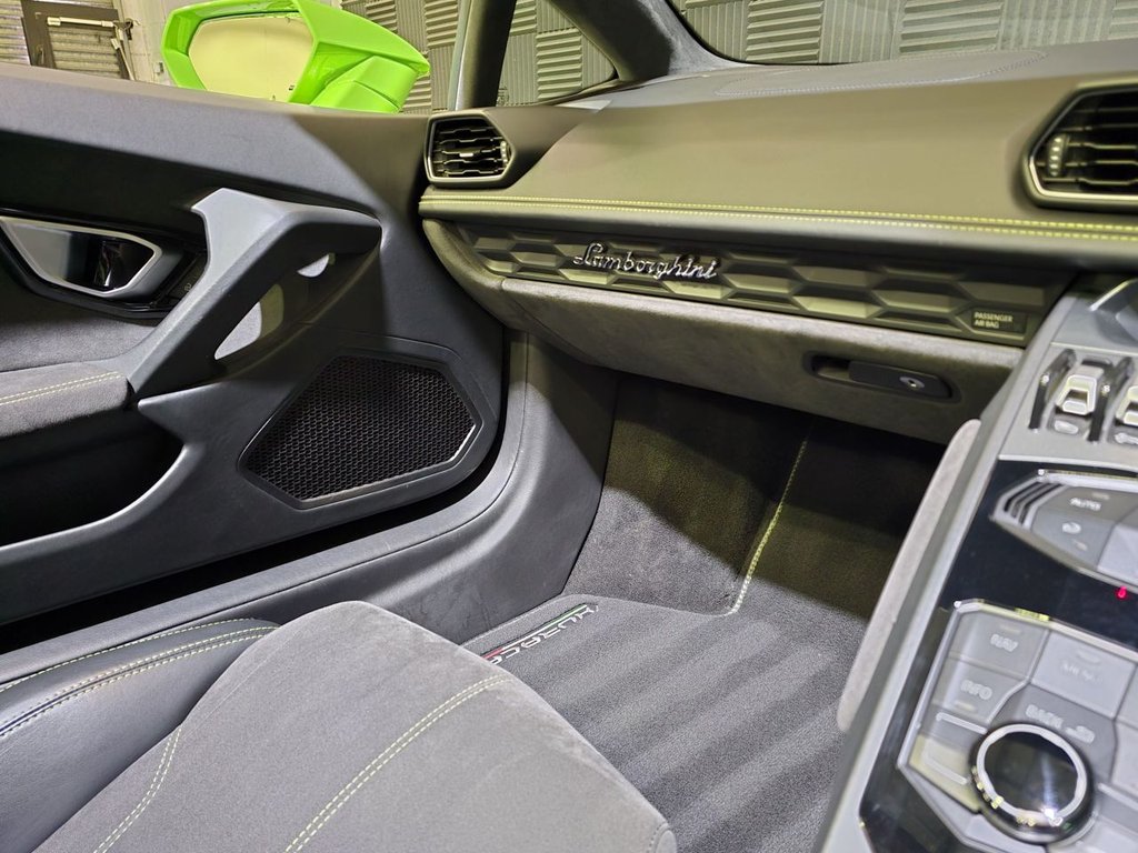 Used Lamborghini Huracan 2016 for sale - 77780038: Photo 11