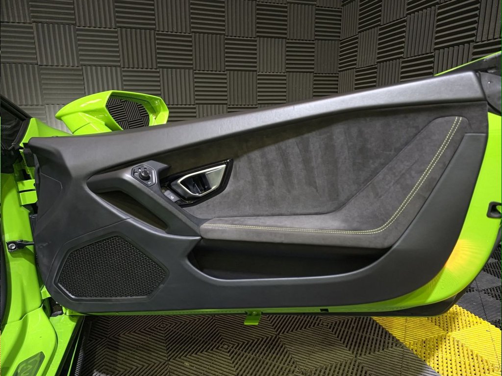 Used Lamborghini Huracan 2016 for sale - 77780038: Photo 18