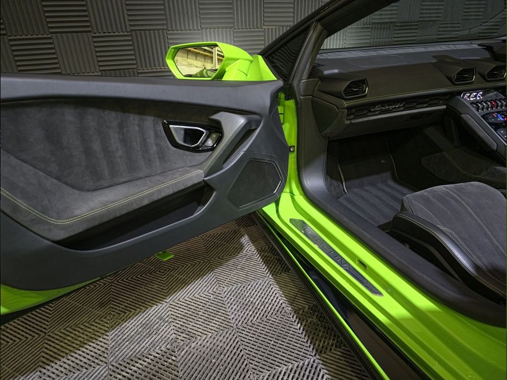 Used Lamborghini Huracan 2016 for sale - 77780038: Photo 8