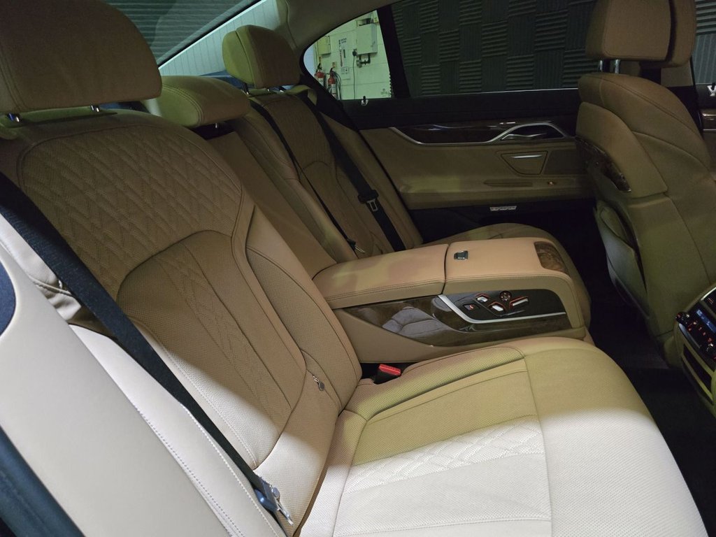 Used BMW 7 Series 2016 for sale - 77642227: Photo 12