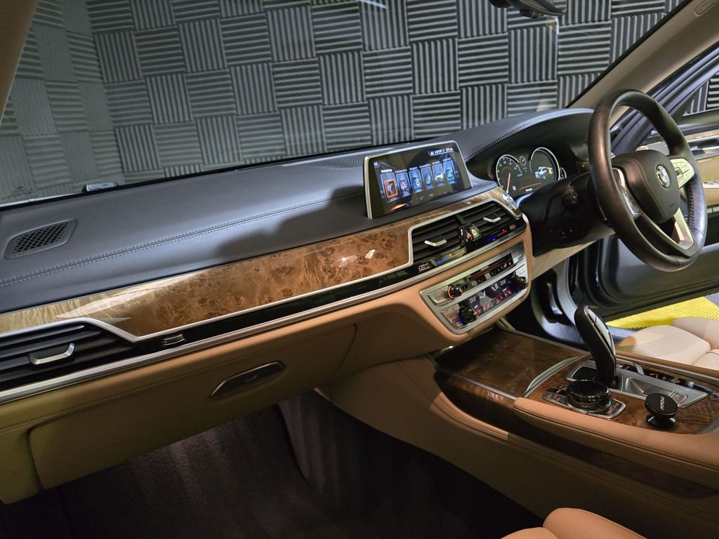 Used BMW 7 Series 2016 for sale - 77642227: Photo 13