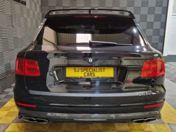 Used Bentley Bentayga 2017 for sale - 74607040: Photo