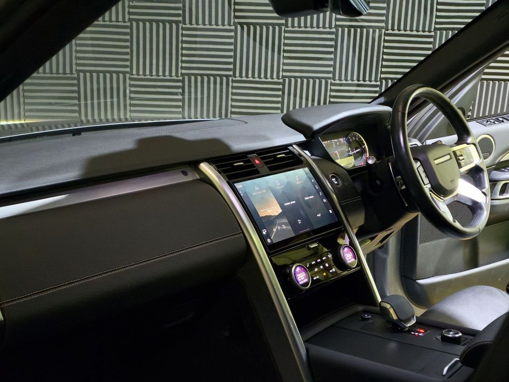 Used Land Rover Discovery 2022 for sale - 77139391: Photo 12