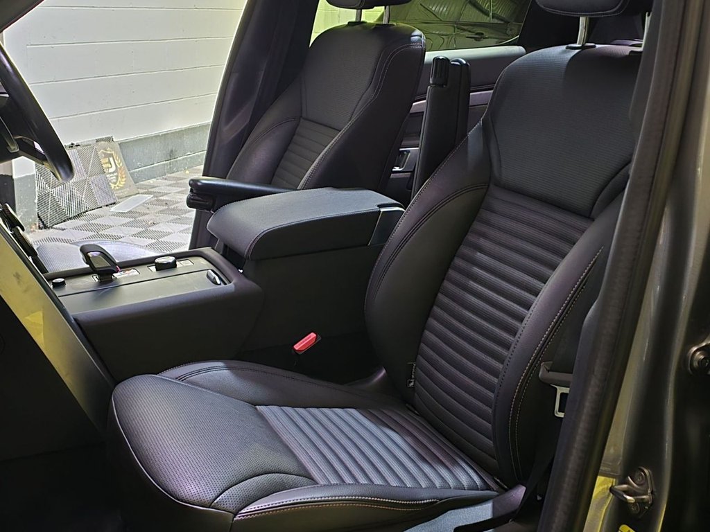 Used Land Rover Discovery 2022 for sale - 77139391: Photo 13