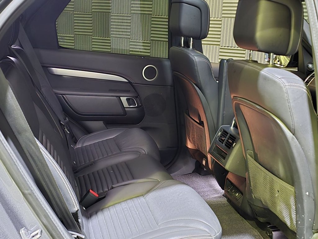 Used Land Rover Discovery 2022 for sale - 77139391: Photo 17