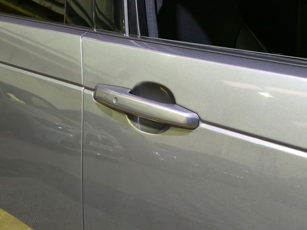 Used Land Rover Discovery 2022 for sale - 77139391: Photo 27