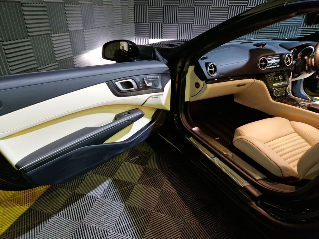 Used Mercedes-Benz SL 2014 for sale - 76454048: Photo 14