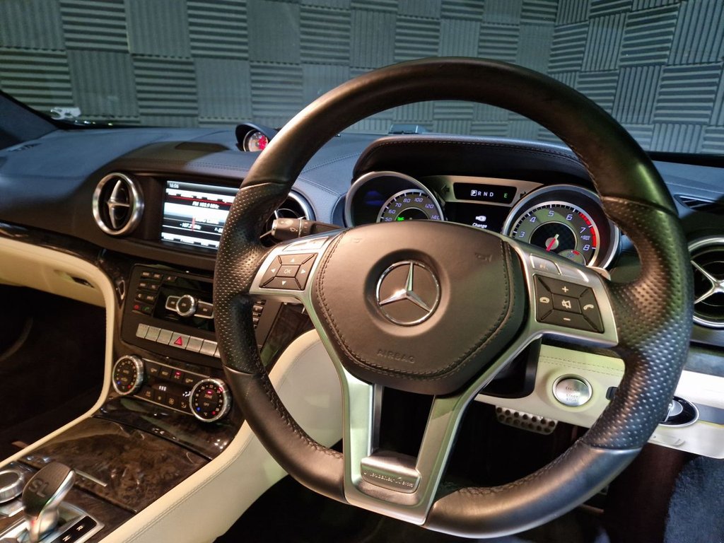 Used Mercedes-Benz SL 2014 for sale - 76454048: Photo 20