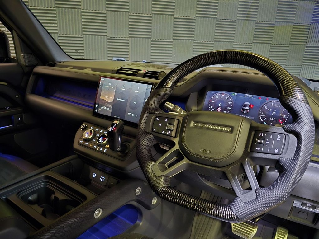 Used Land Rover Defender 2021 for sale - 77499075: Photo 14