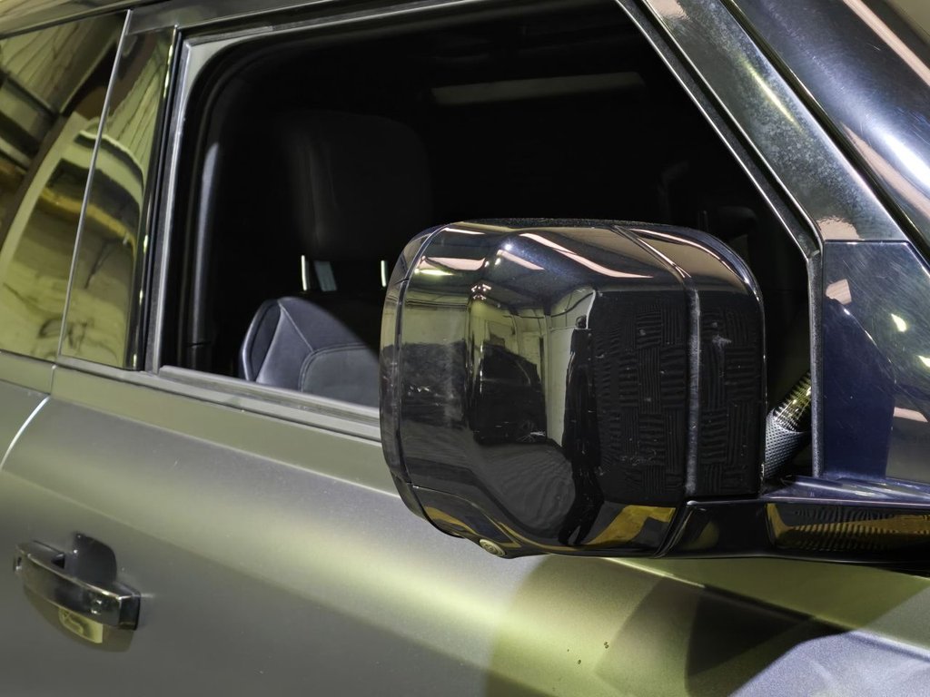 Used Land Rover Defender 2021 for sale - 77499075: Photo 23