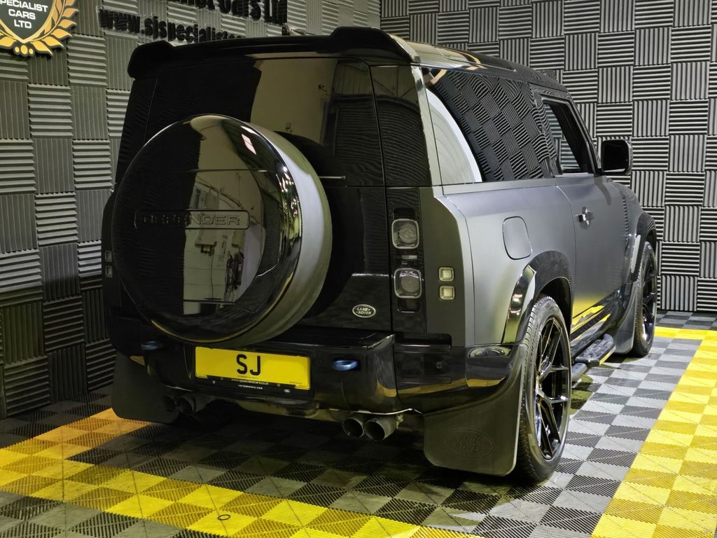 Used Land Rover Defender 2021 for sale - 77499075: Photo 25