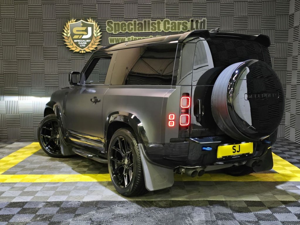 Used Land Rover Defender 2021 for sale - 77499075: Photo 7