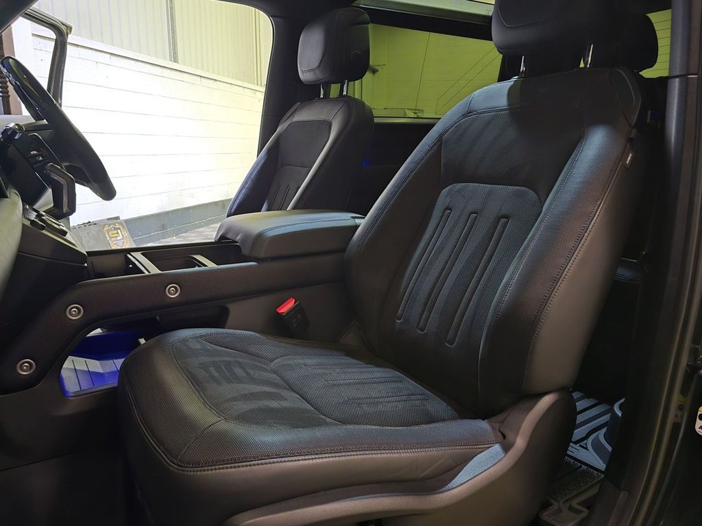 Used Land Rover Defender 2021 for sale - 77499075: Photo 8