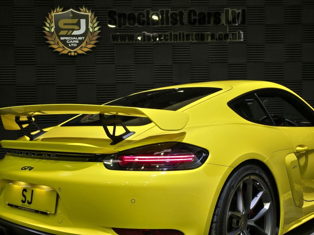 Used Porsche Cayman 2020 for sale - 77835331: Photo 11