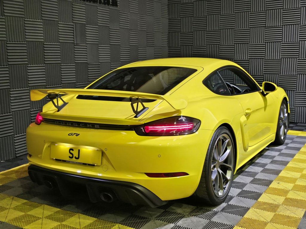 Used Porsche Cayman 2020 for sale - 77835331: Photo 14