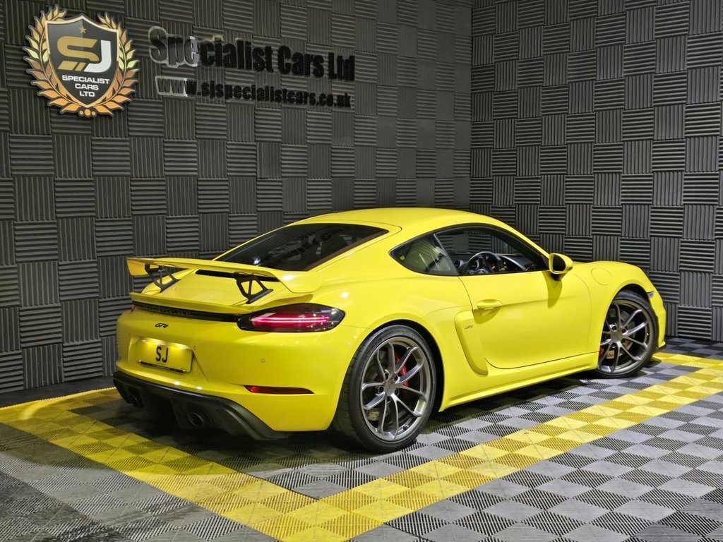 Used Porsche Cayman 2020 for sale - 77835331: Photo 15