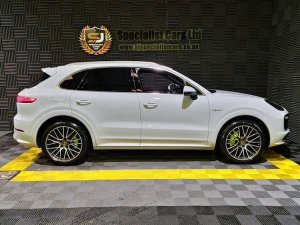 Used Porsche Cayenne 2022 for sale - 72910958: Photo 32
