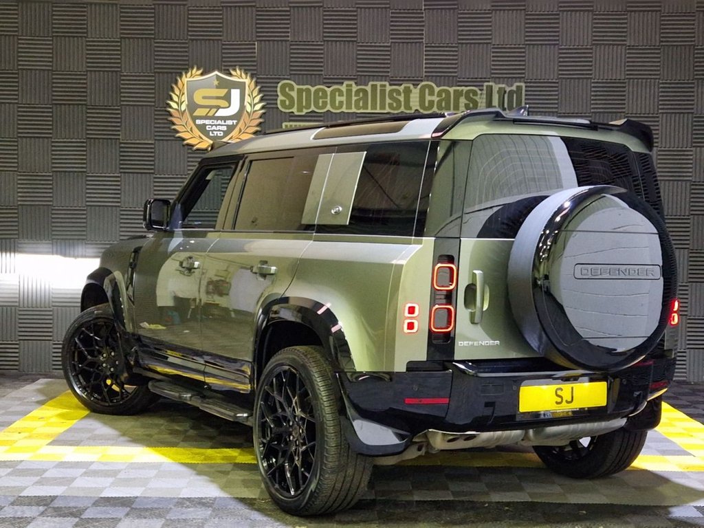 Used Land Rover Defender 2023 for sale - 77498715: Photo 9