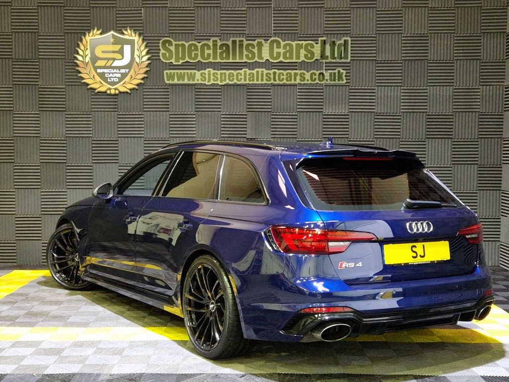 Used Audi RS4 2018 for sale - 76558471: Photo 10