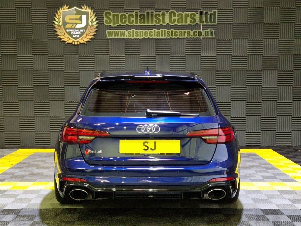 Used Audi RS4 2018 for sale - 76558471: Photo 2