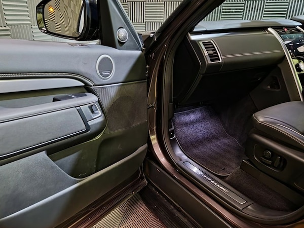 Used Land Rover Discovery 2023 for sale - 75433282: Photo 9