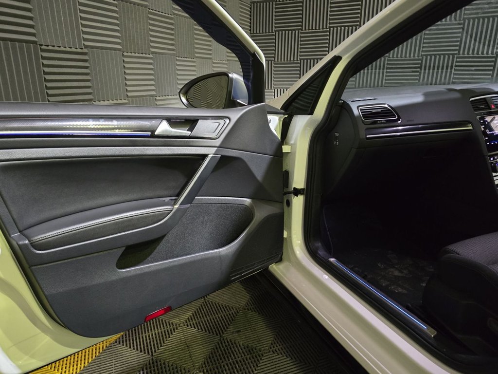 Used Volkswagen Golf 2018 for sale - 77621167: Photo 15