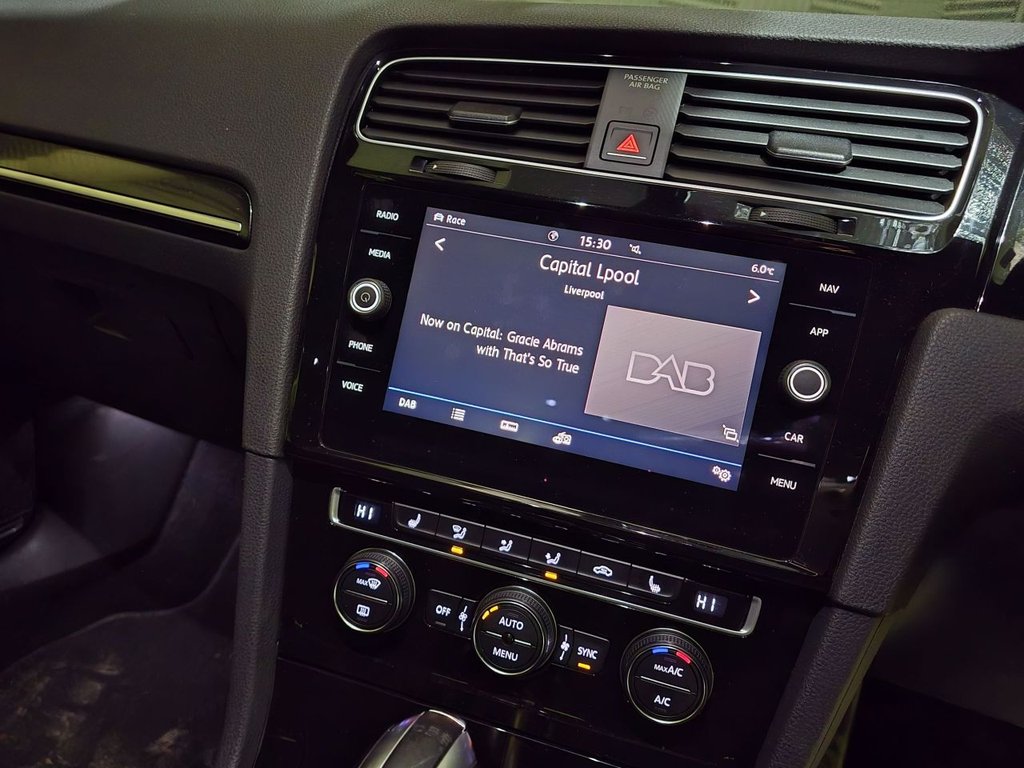 Used Volkswagen Golf 2018 for sale - 77621167: Photo 21