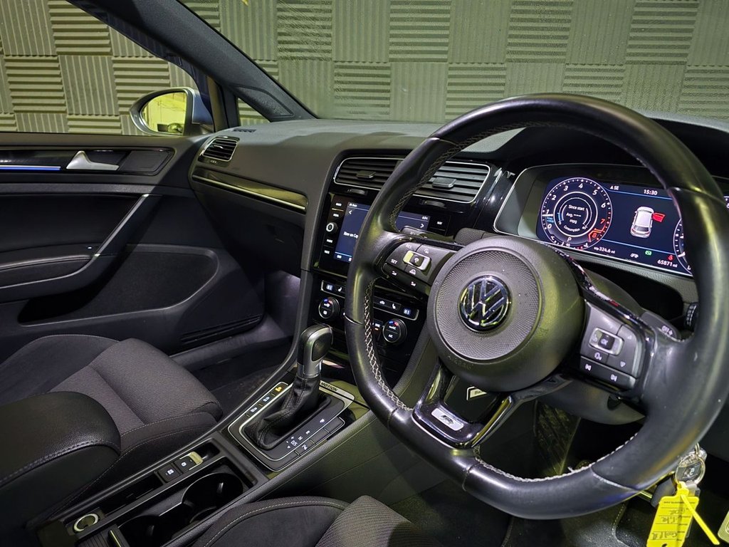 Used Volkswagen Golf 2018 for sale - 77621167: Photo 23