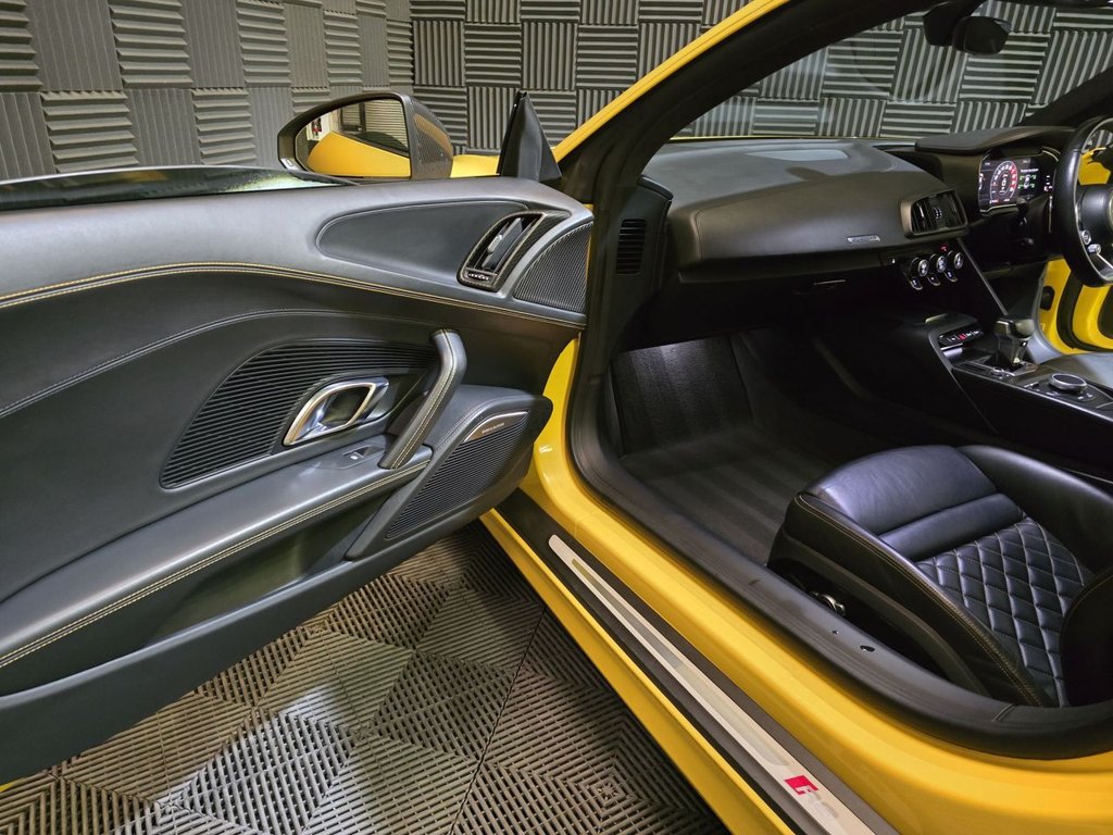 Used Audi R8 2015 for sale - 77643113: Photo 10