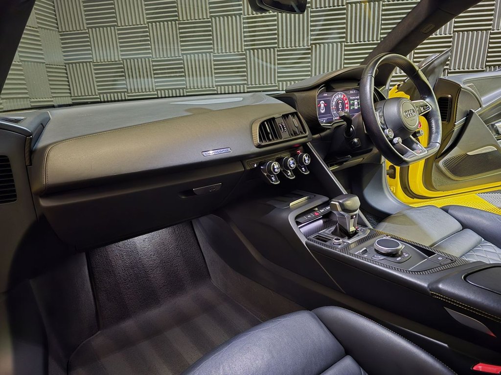 Used Audi R8 2015 for sale - 77643113: Photo 12