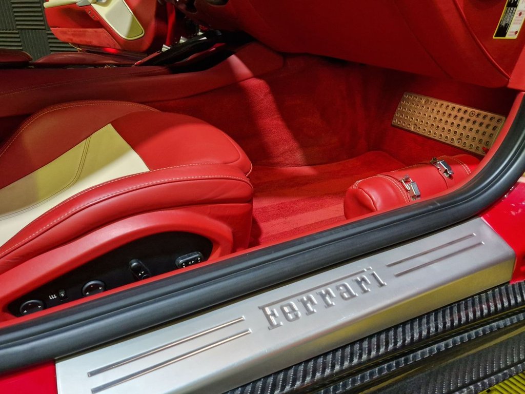 Used Ferrari F12 Berlinetta 2013 for sale - 76327868: Photo 27