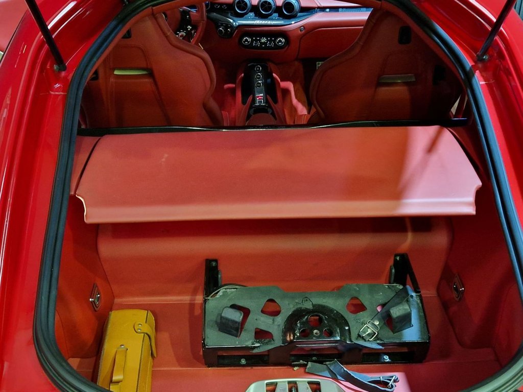 Used Ferrari F12 Berlinetta 2013 for sale - 76327868: Photo 36