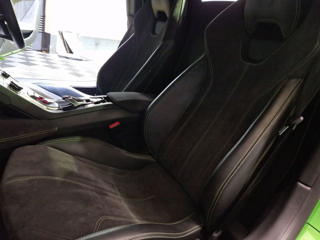Used Lamborghini Huracan 2016 for sale - 76406360: Photo 13