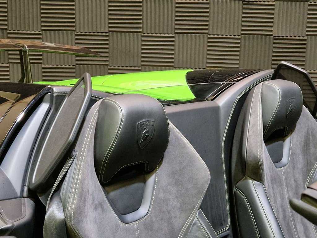 Used Lamborghini Huracan 2016 for sale - 76406360: Photo 14