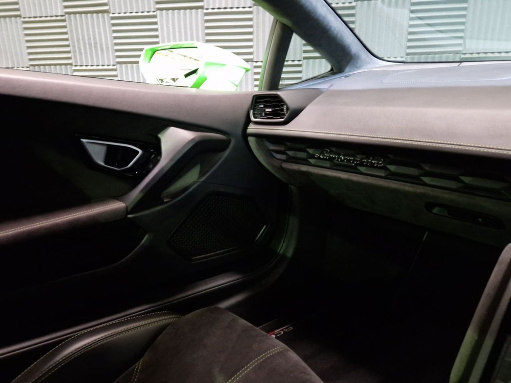 Used Lamborghini Huracan 2016 for sale - 76406360: Photo 18