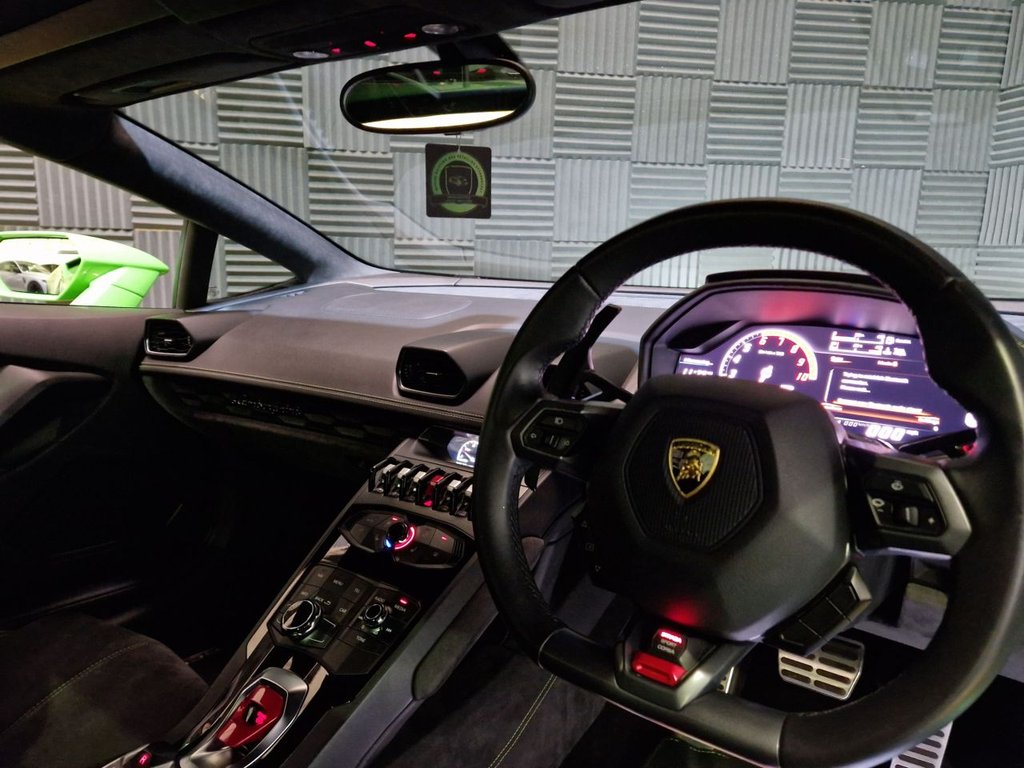 Used Lamborghini Huracan 2016 for sale - 76406360: Photo 20