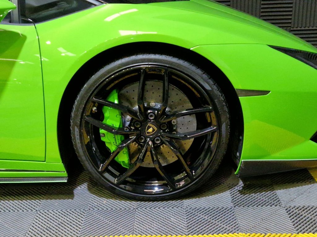 Used Lamborghini Huracan 2016 for sale - 76406360: Photo 32
