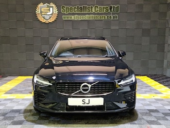 Used Volvo V60 2020 for sale - 77007396: Photo