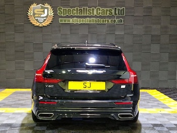 Used Volvo V60 2020 for sale - 77007396: Photo