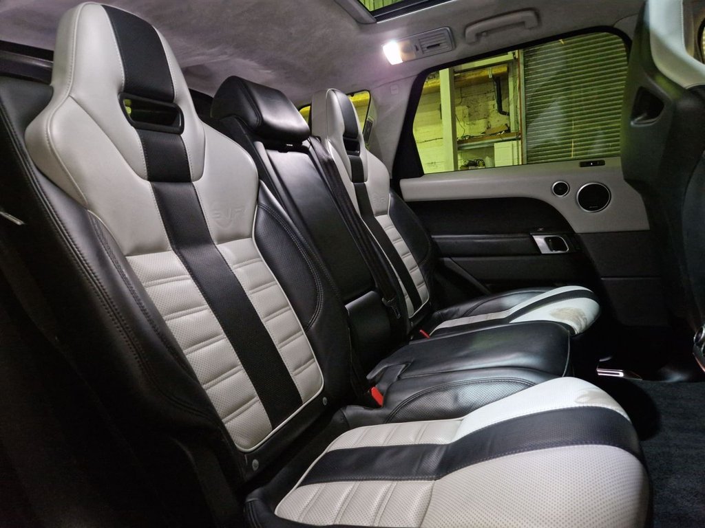 Used Land Rover Range Rover Sport 2015 for sale - 76454580: Photo 16