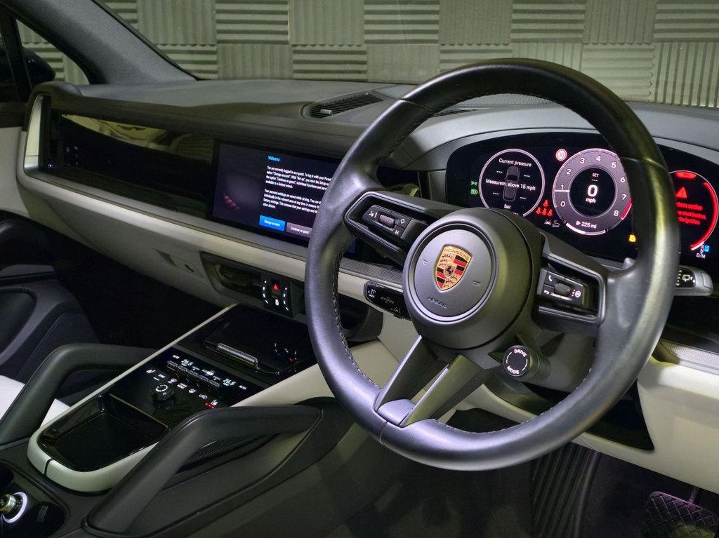 Used Porsche Cayenne 2024 for sale - 77139933: Photo 19
