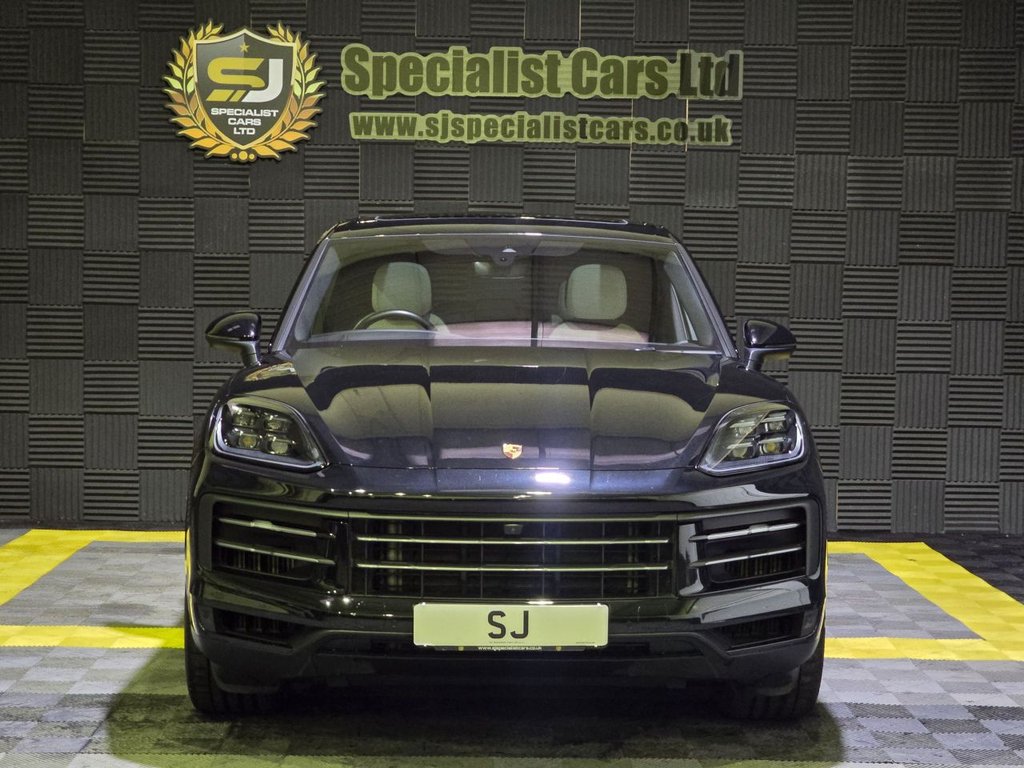 Used Porsche Cayenne 2024 for sale - 77139933: Photo 2