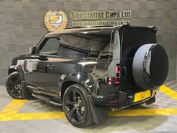 Used Land Rover Defender 2025 for sale - 78457860: Photo