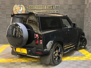 Used Land Rover Defender 2025 for sale - 78457860: Photo