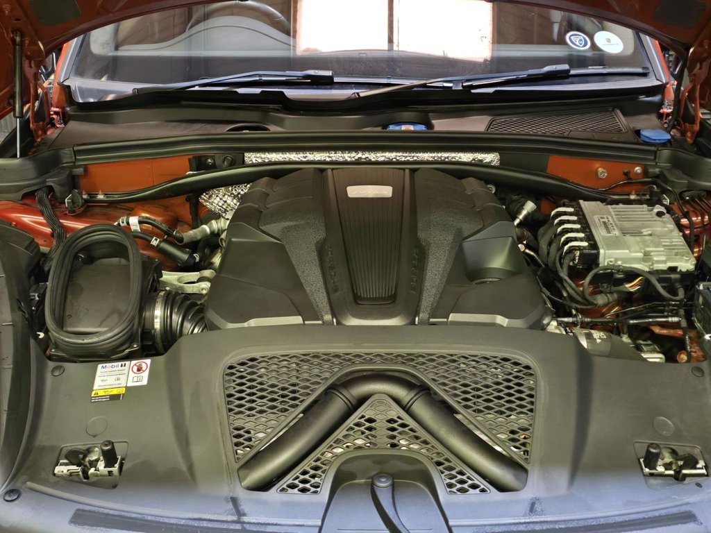 Used Porsche Macan 2023 for sale - 77966693: Photo 18